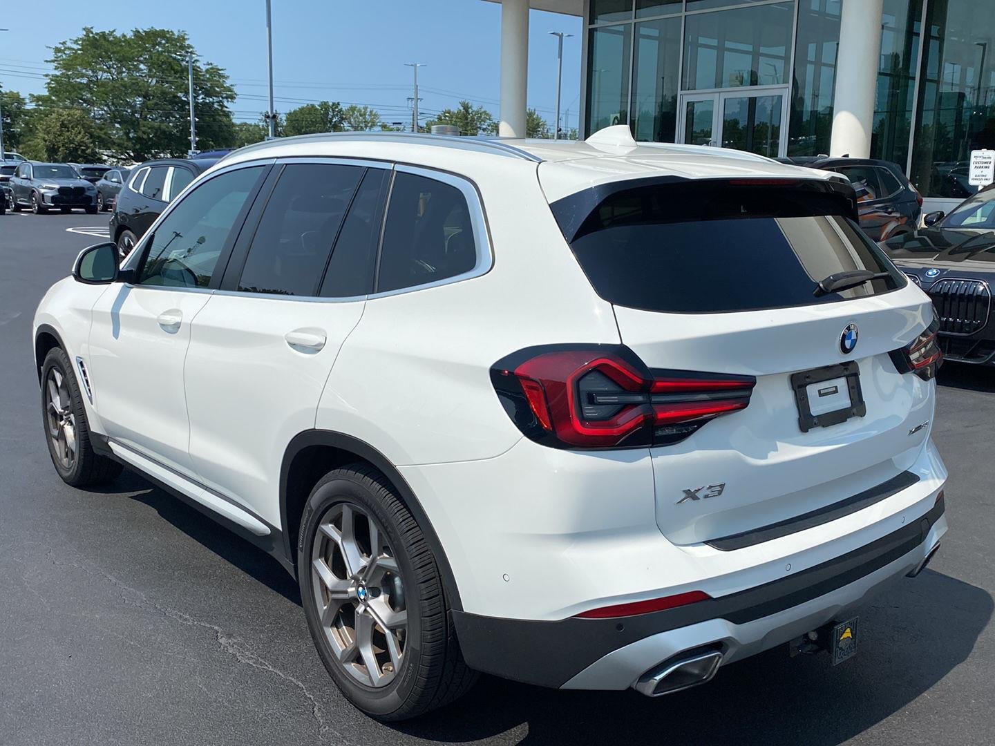 Certified Used 2023 Alpine White BMW xDrive30i image 5