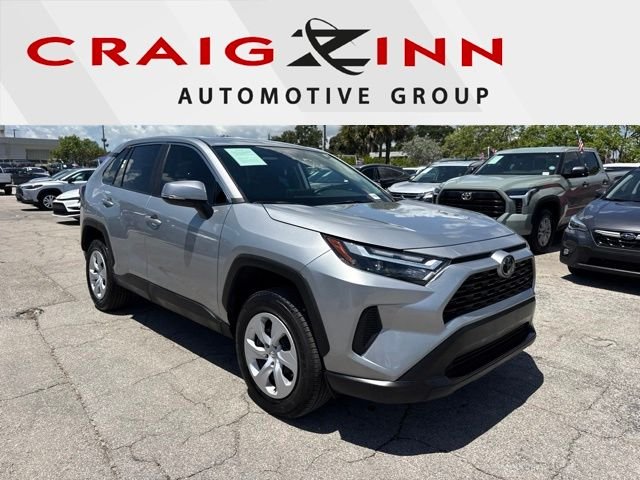 2025 Toyota RAV4 LE