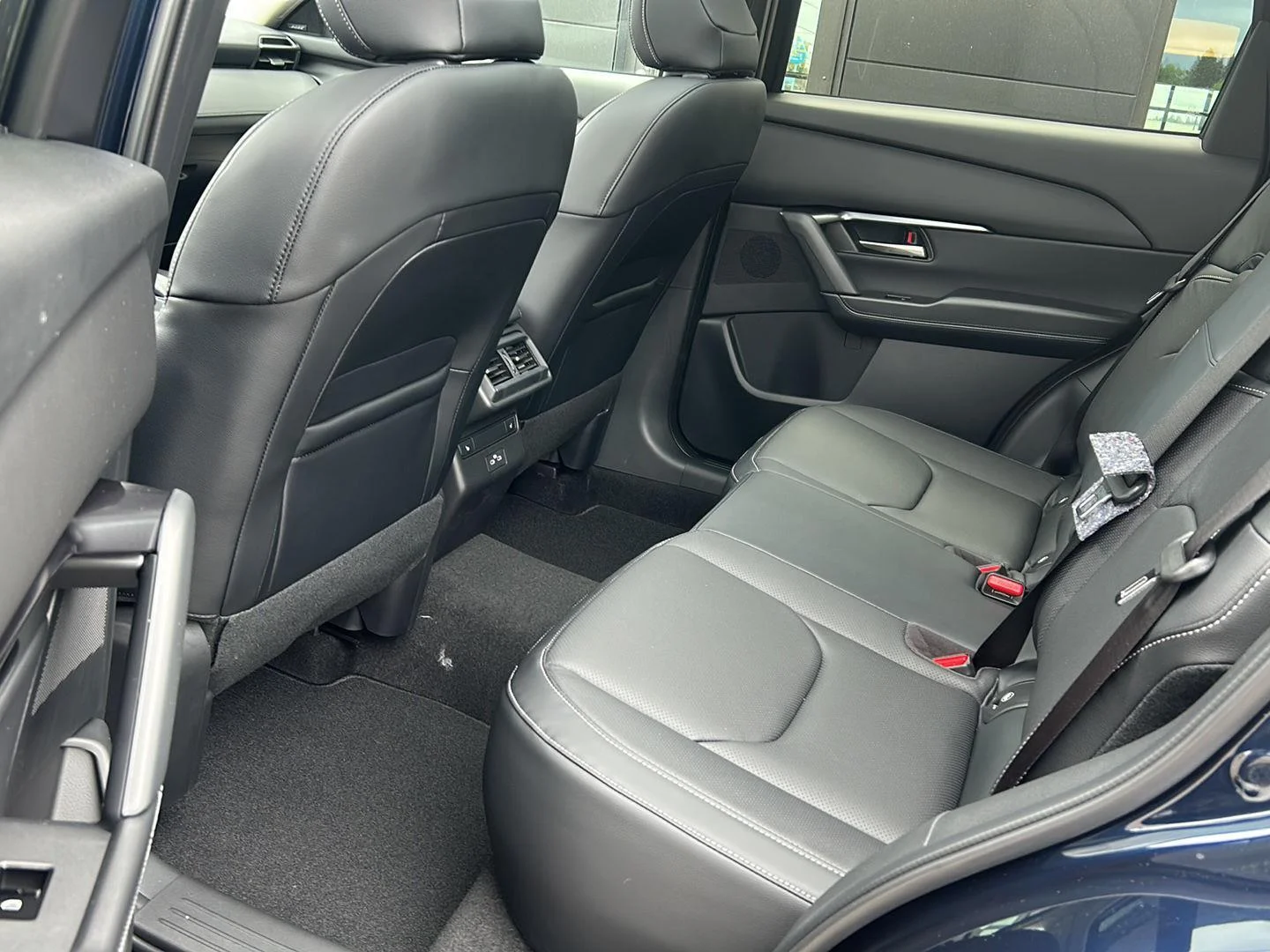 New 2026 Navy Blue Mica Mazda 2.5 S Premium Plus AWD image 19