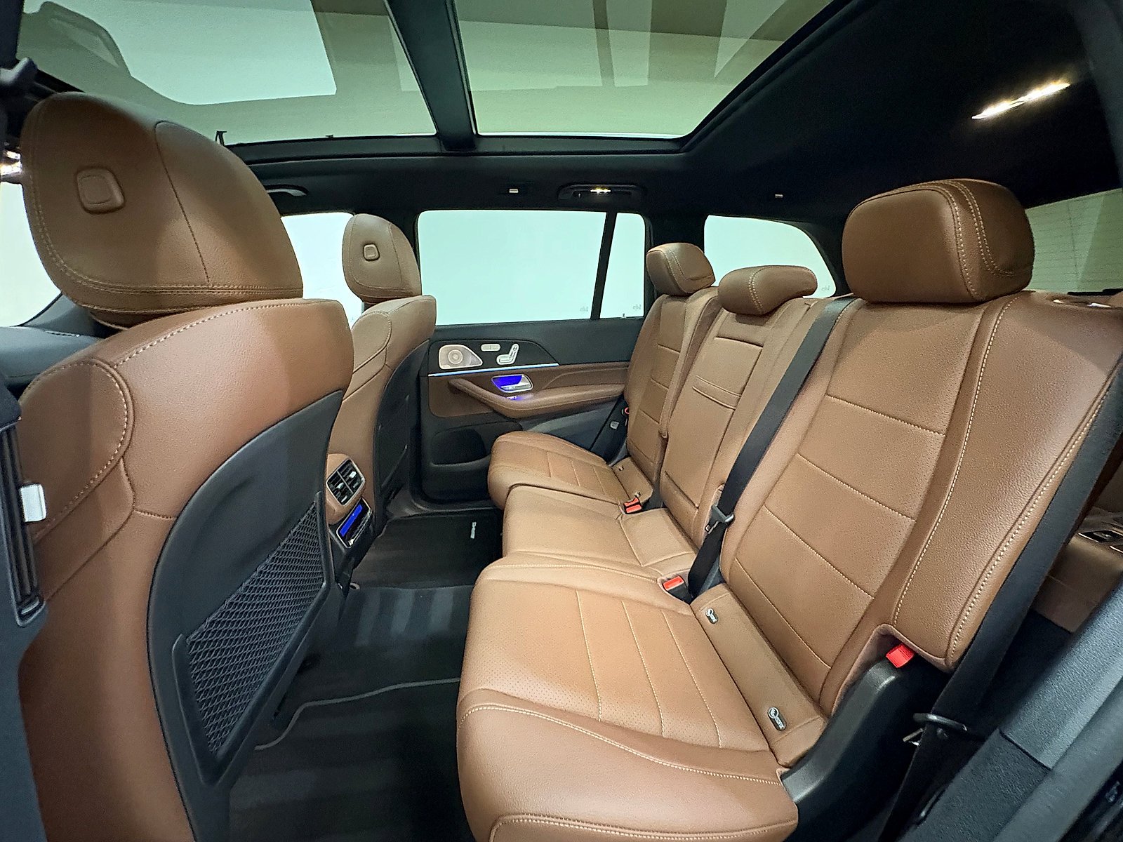 New 2026 Obsidian Black Metallic Mercedes-Benz 4MATIC® image 63