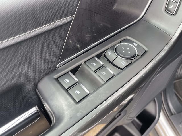 Used 2023 Silver Ford XLT image 12