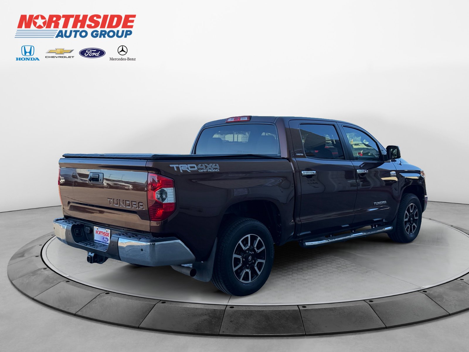 Used 2014 Sunset Bronze Mica Toyota LTD image 7
