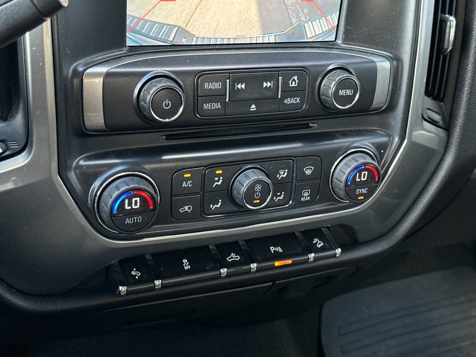 Used 2015 Summit White Chevrolet LT image 18