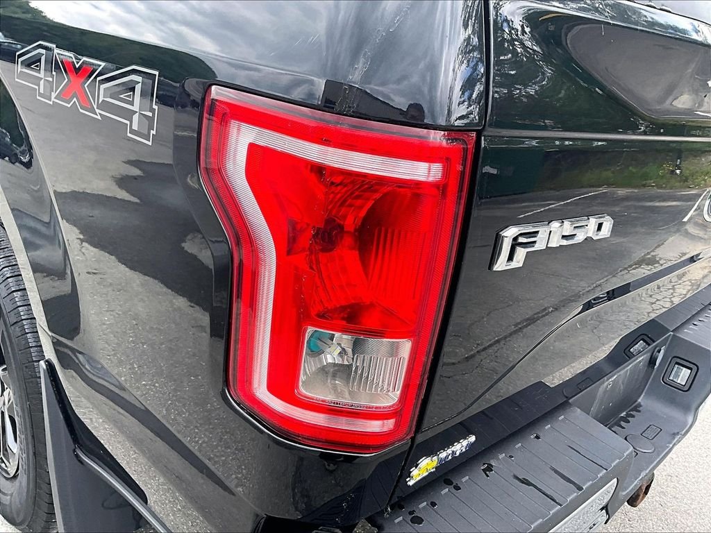 Used 2015 Tuxedo Black Metallic Ford XLT image 34