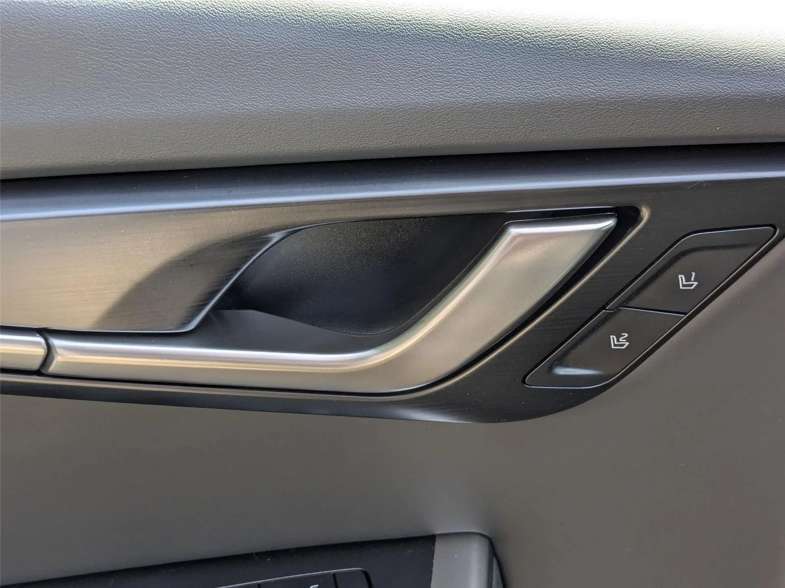 2025 Kia EV6 Wind - Photo 12