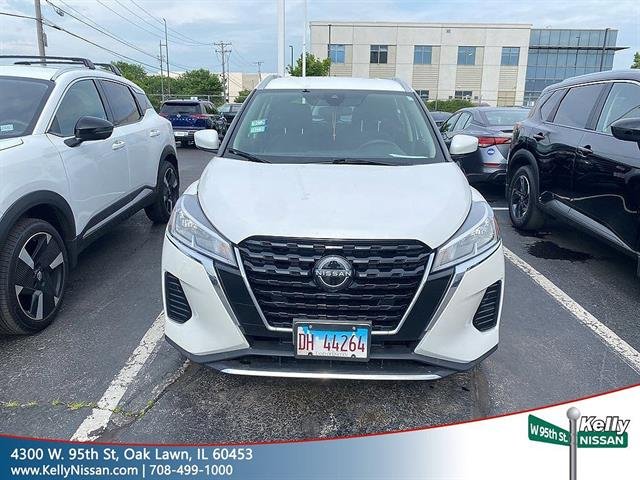 2022 Nissan Kicks SV