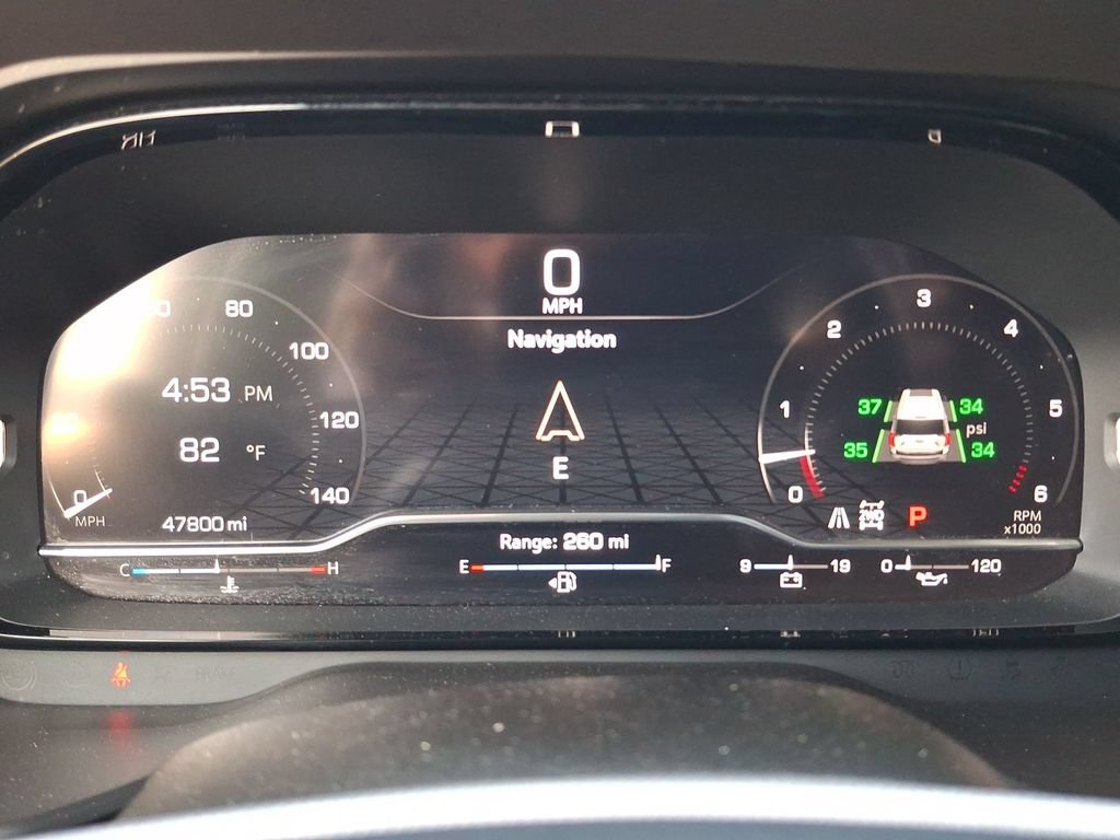 2024 GMC Yukon Denali - Photo 10