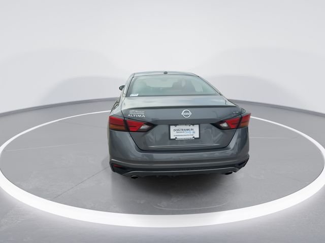 Used 2019 Gray Nissan 2.5 SR image 7