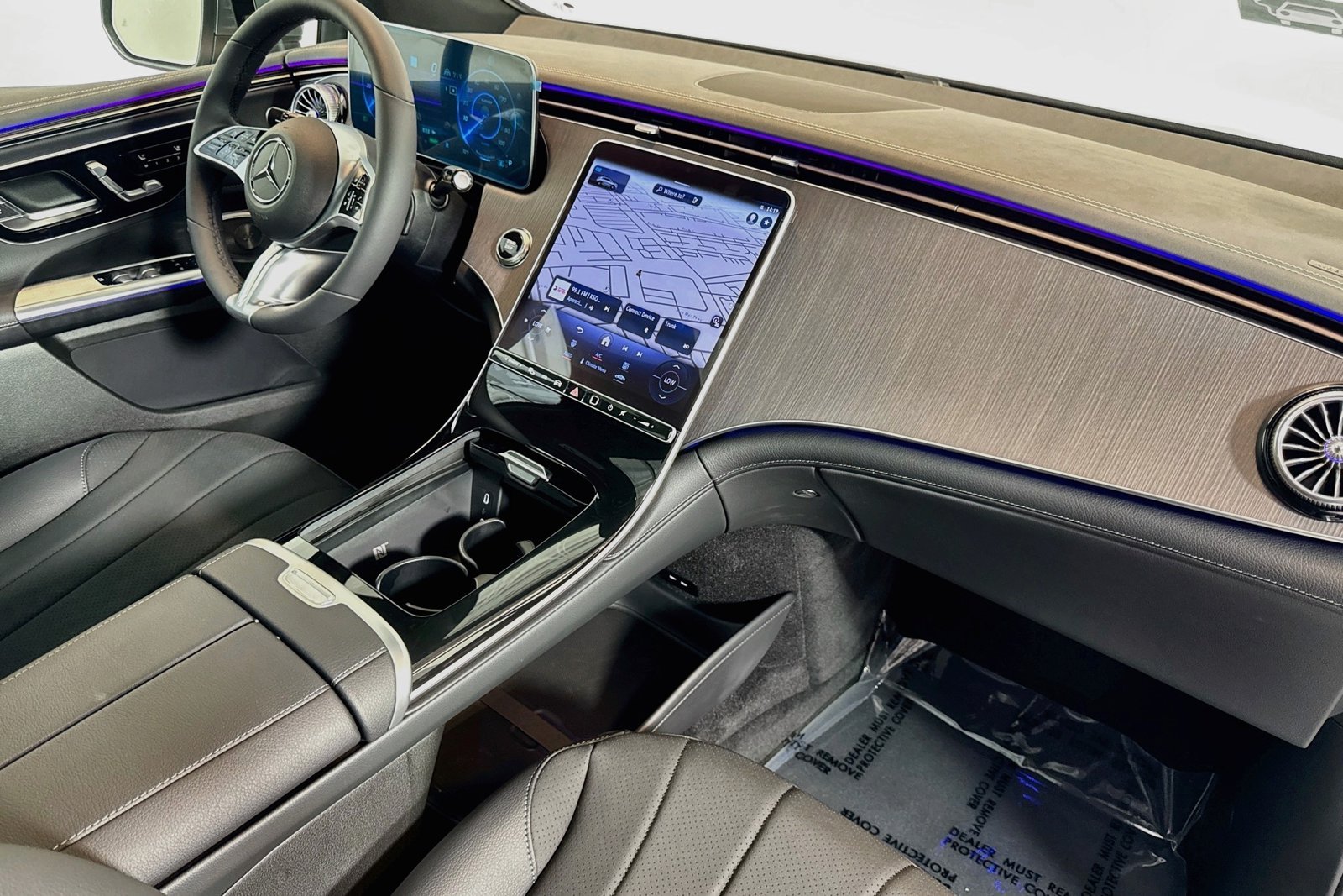 New 2026 Selenite Grey Metallic Mercedes-Benz EQE 320 image 27