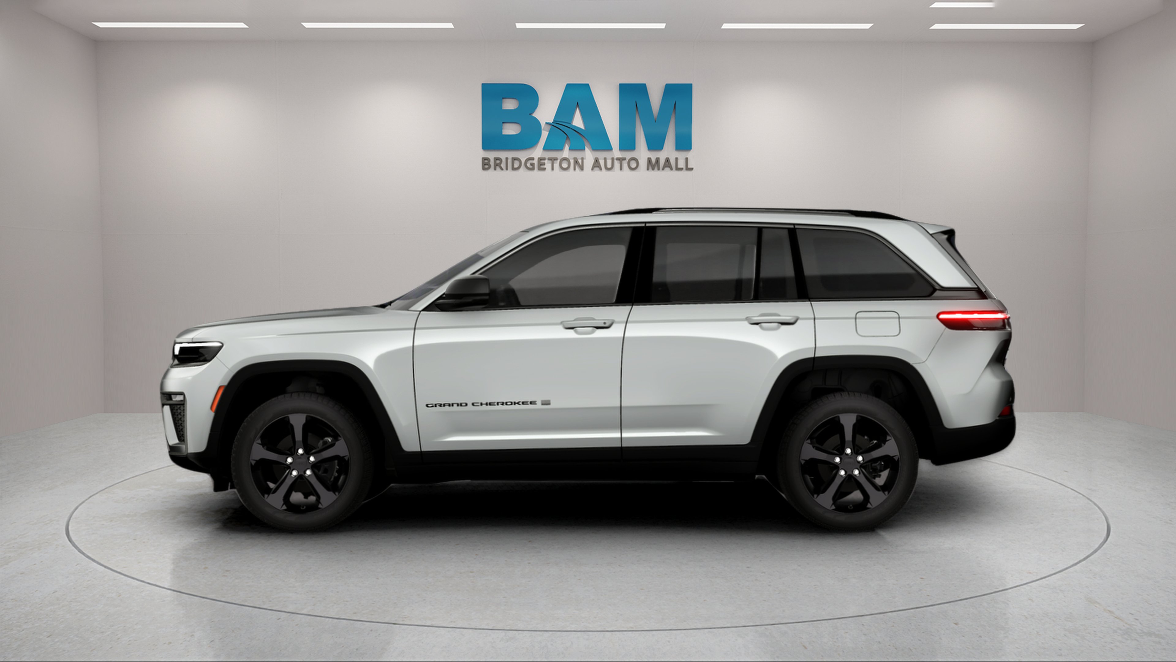 New 2026 Silver Zynith Exterior Paint Jeep Limited image 12