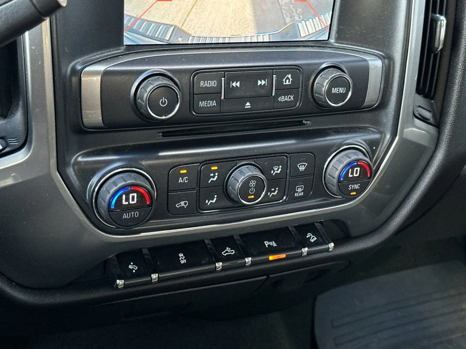 Used 2015 Summit White Chevrolet LT image 18
