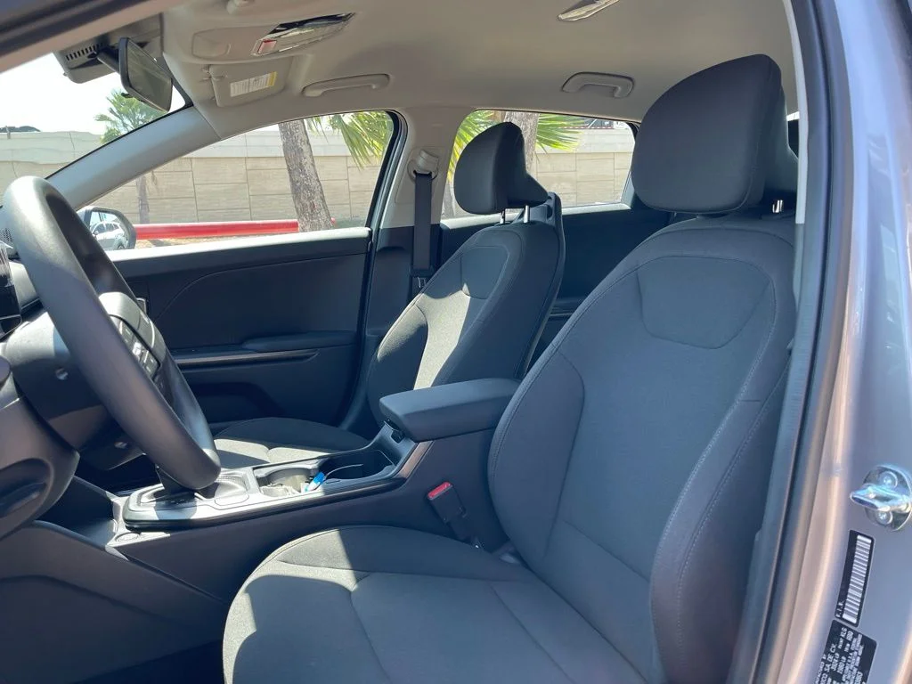 New 2026 Gray Kia LXS image 17