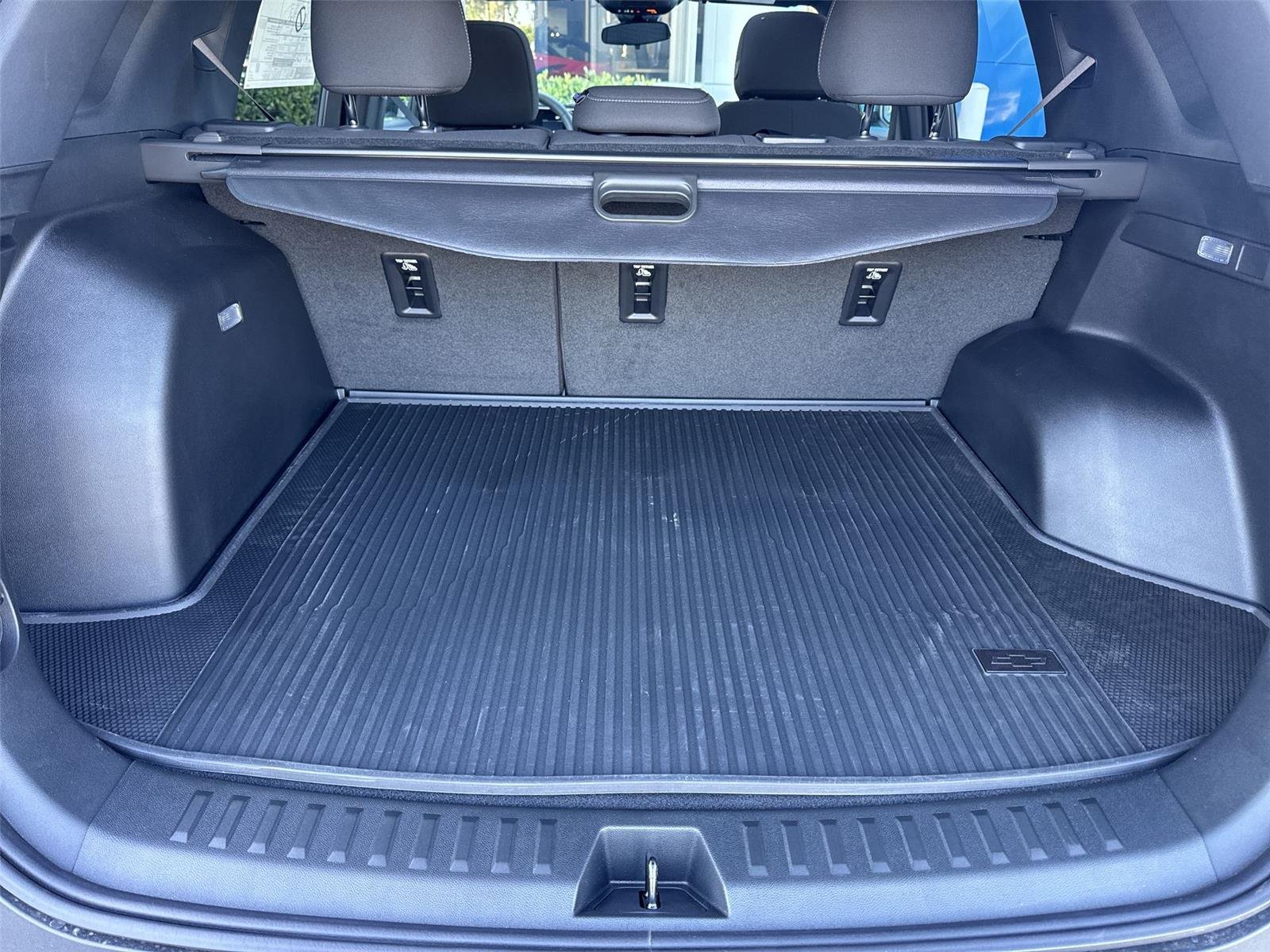 2026 Chevrolet Equinox LT - Photo 31