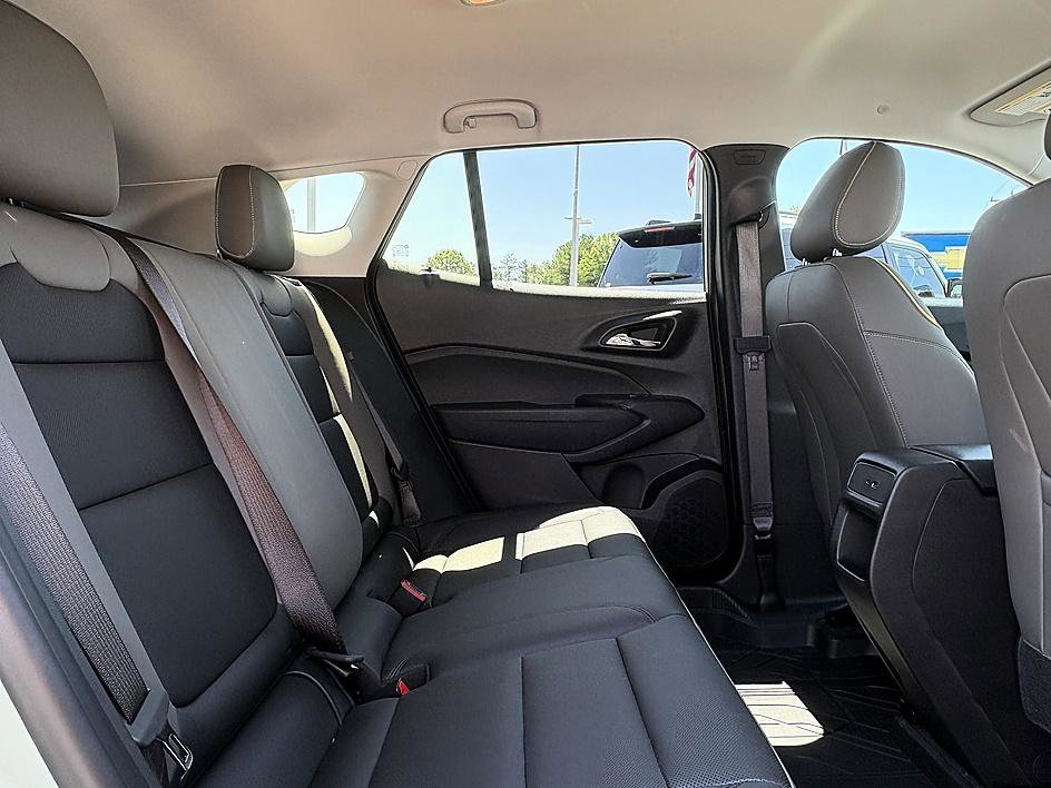 Used 2026 Cacti Green Chevrolet ACTIV image 12