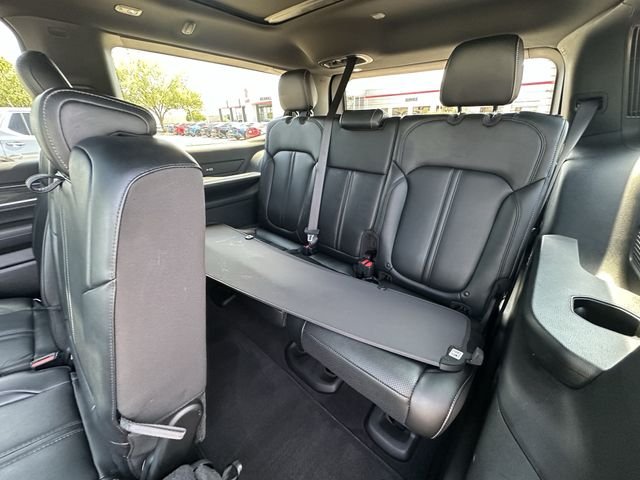Used 2022 White Jeep Series II image 29