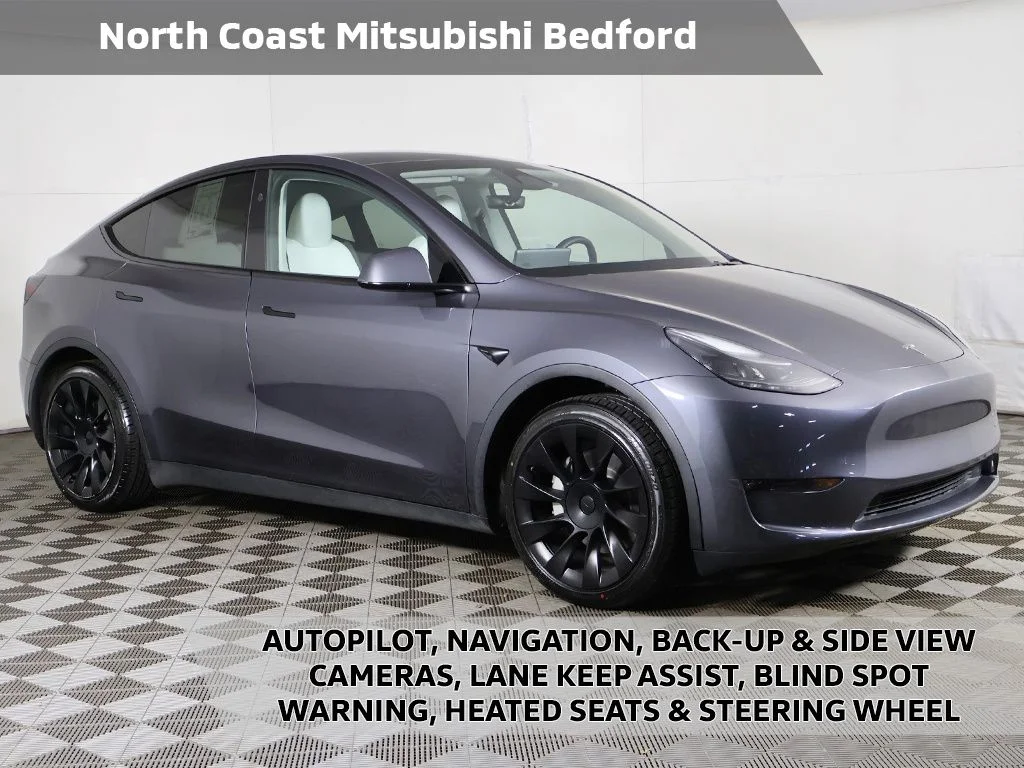 2023 Tesla Model Y Long Range Dual Motor All-Wheel Drive's photo