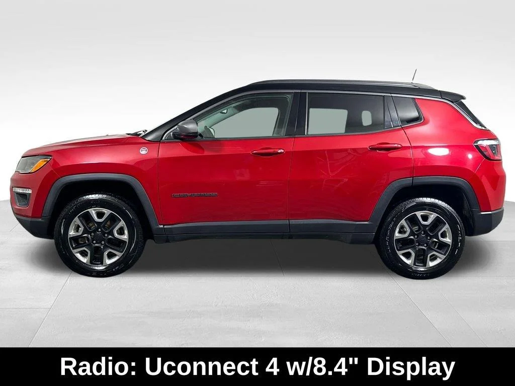 Used 2018 Redline Pearlcoat Jeep Trailhawk image 7