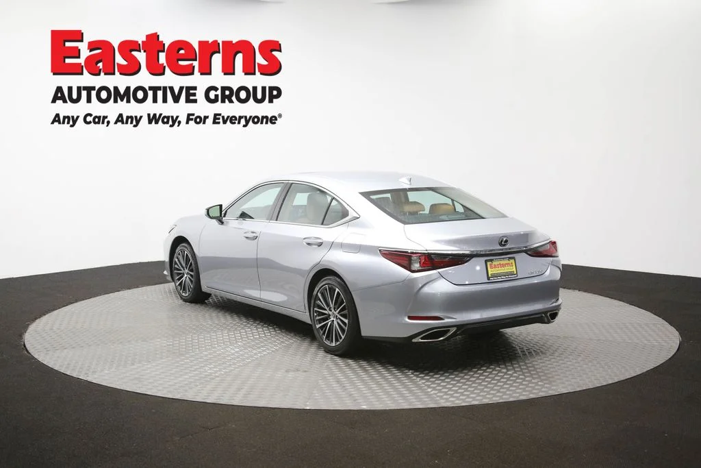 Used 2022 Silver Lexus 350 image 60
