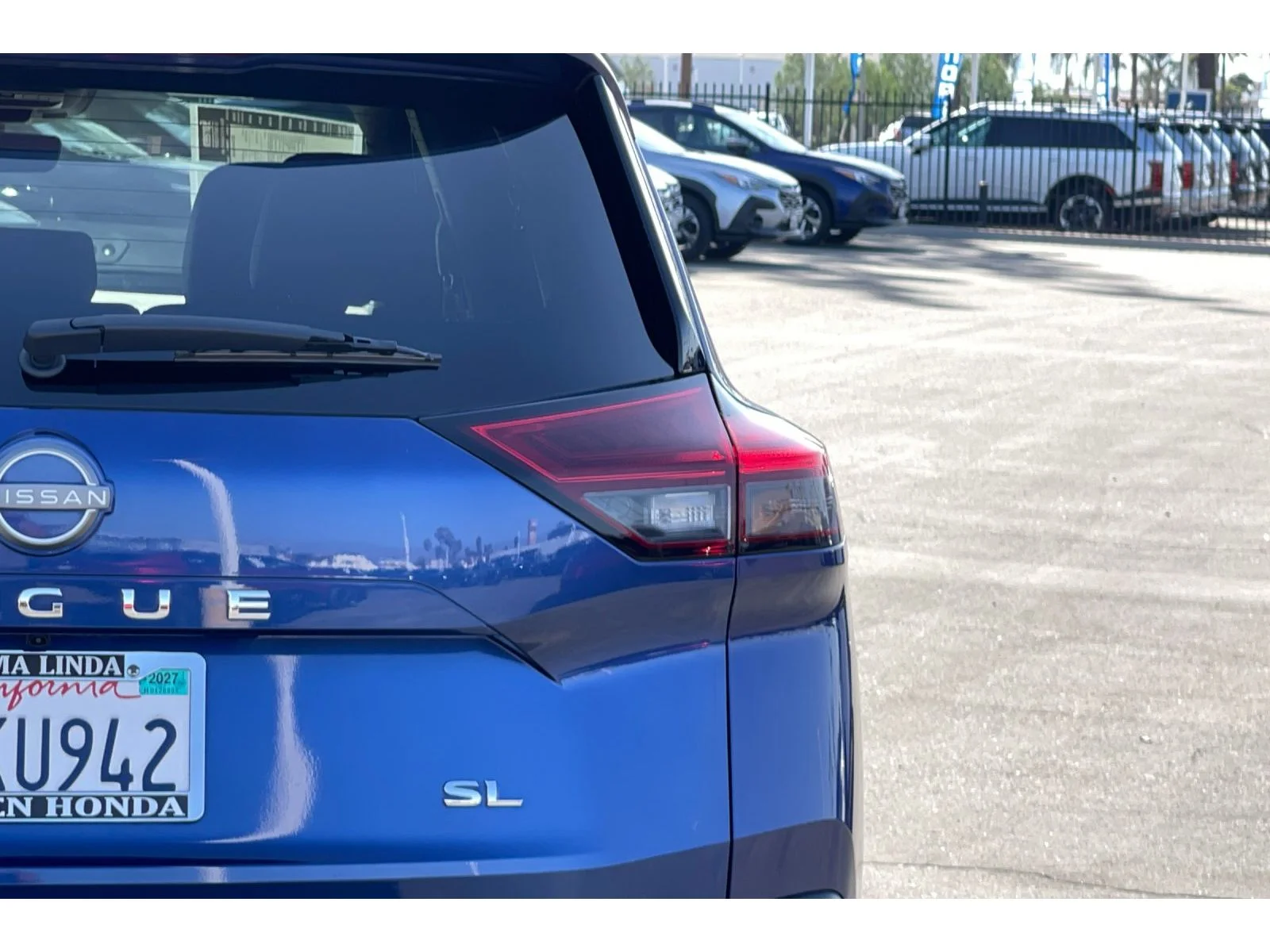 Used 2023 Caspian Blue Metallic Nissan SL image 50