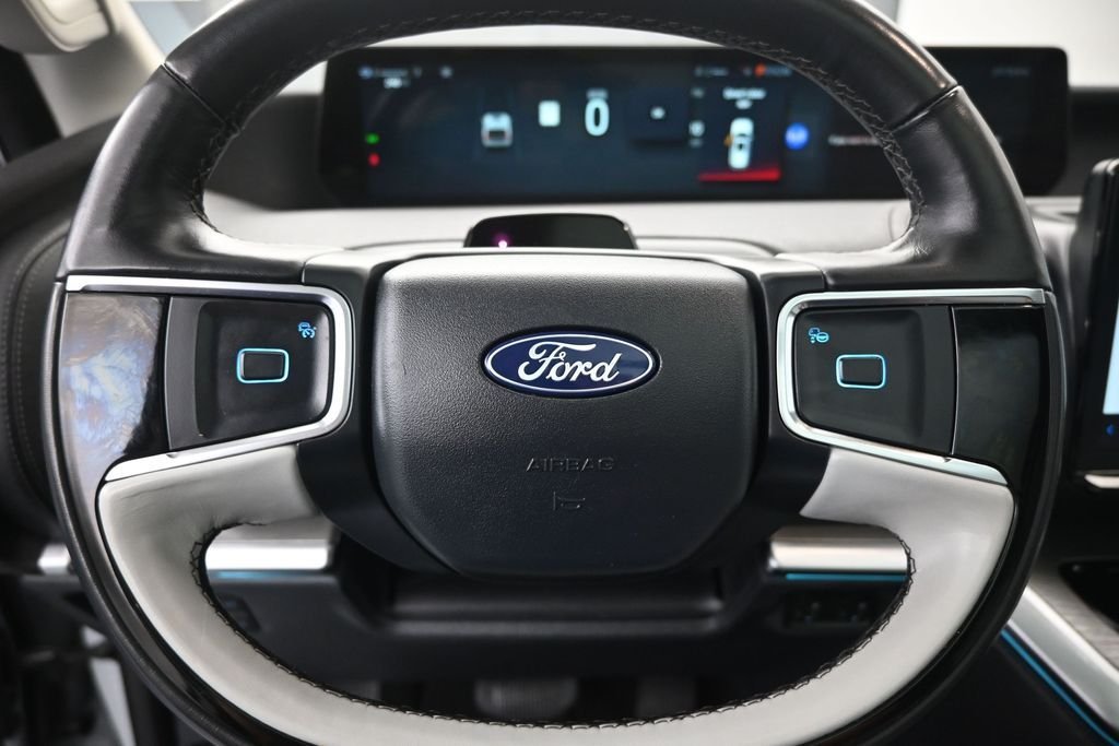 Used 2025 Silver Ford Platinum image 12