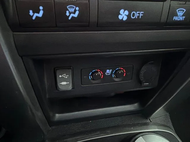 Used 2015 Black Toyota Limited image 16