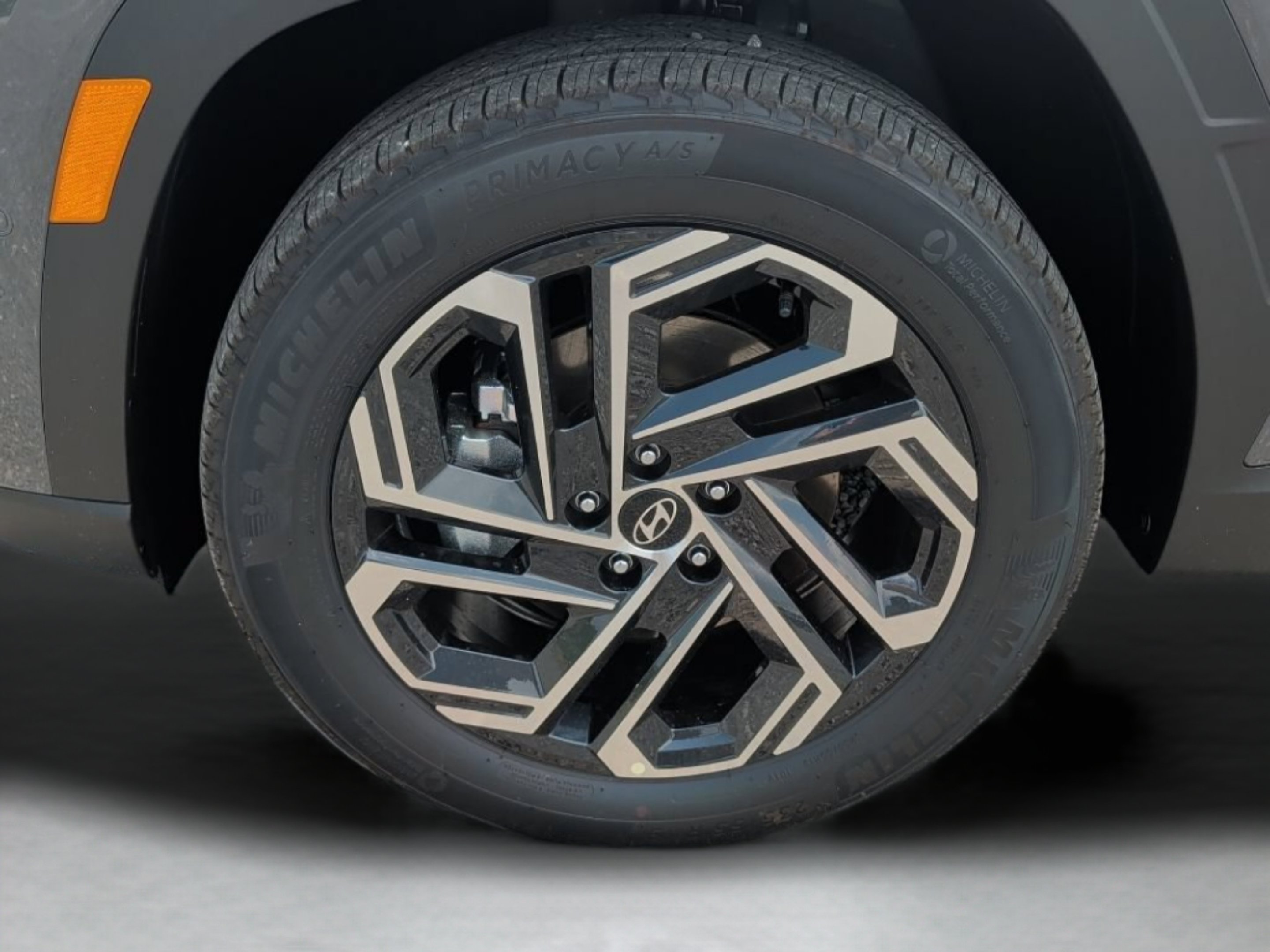New 2026 Ecotronic Gray Hyundai Limited image 38