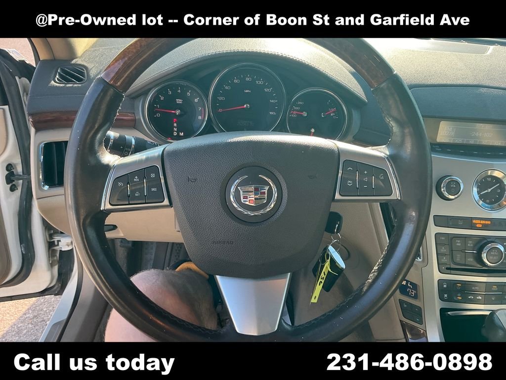 Used 2008 White Cadillac Base image 20