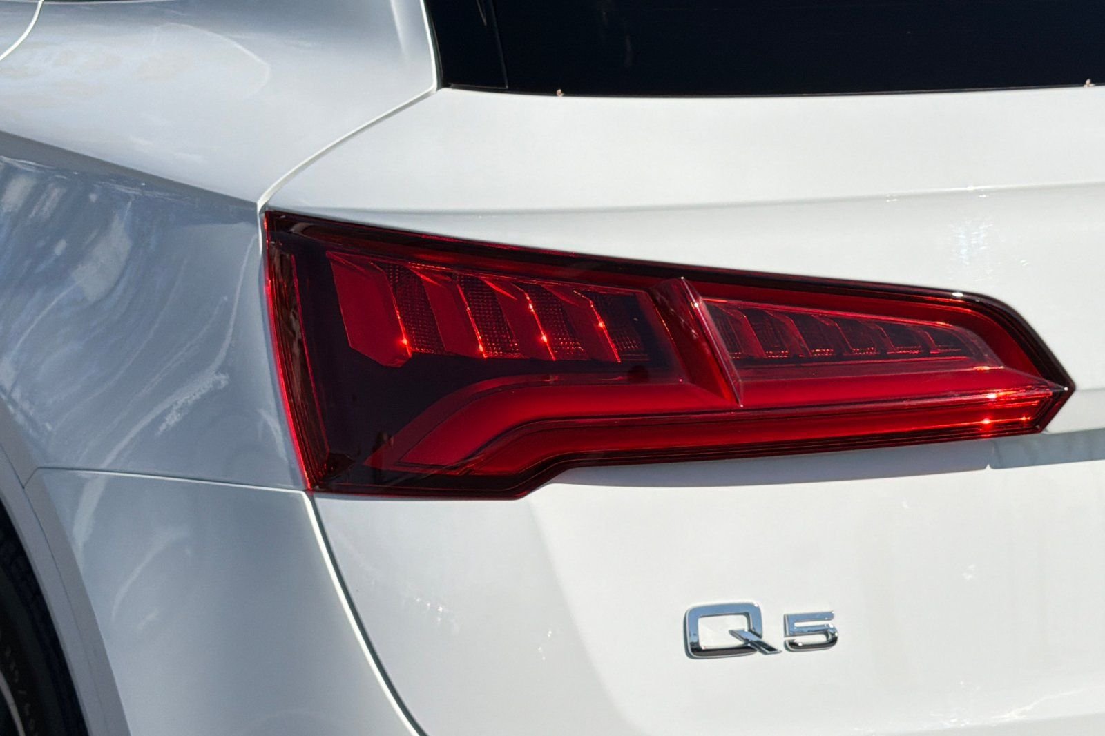 Used 2019 White Audi 2.0T Premium image 14