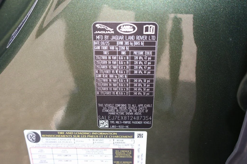 Certified Used 2026 Green Land Rover S image 28