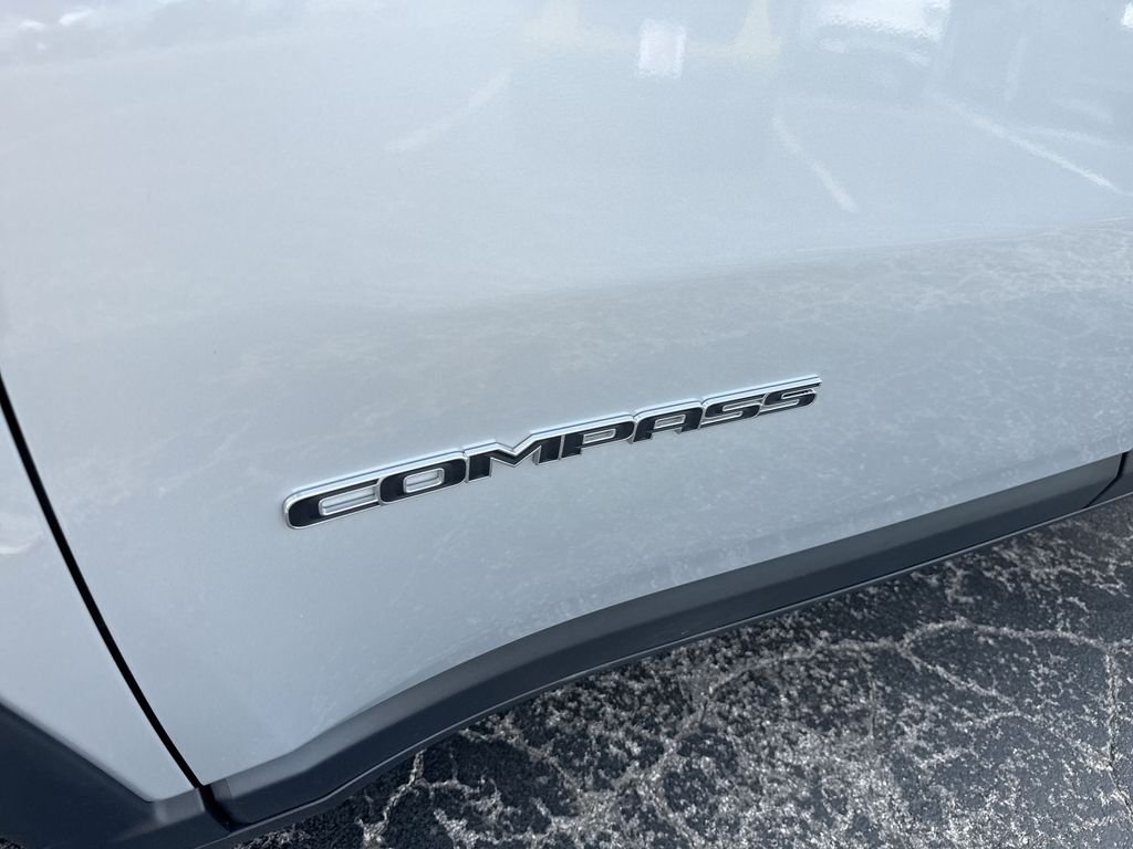 Used 2026 Silver Jeep Limited image 68