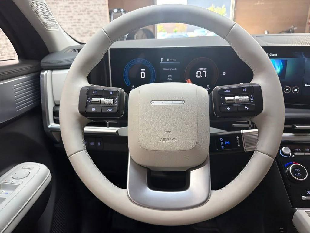 New 2027 Hampton Gray Hyundai SEL image 19