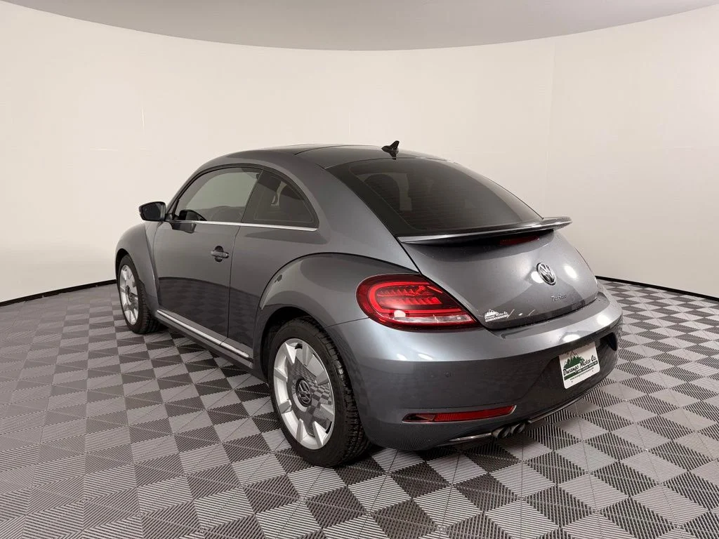 Used 2019 Gray Volkswagen 2.0T SE image 12