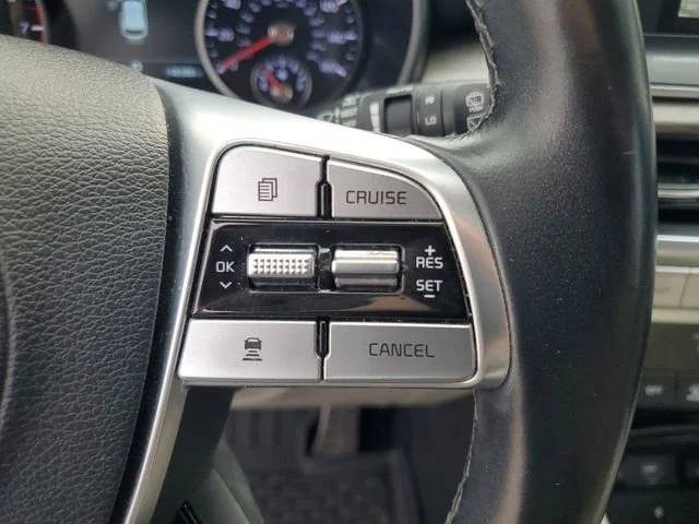 Used 2021 White Kia SX image 13