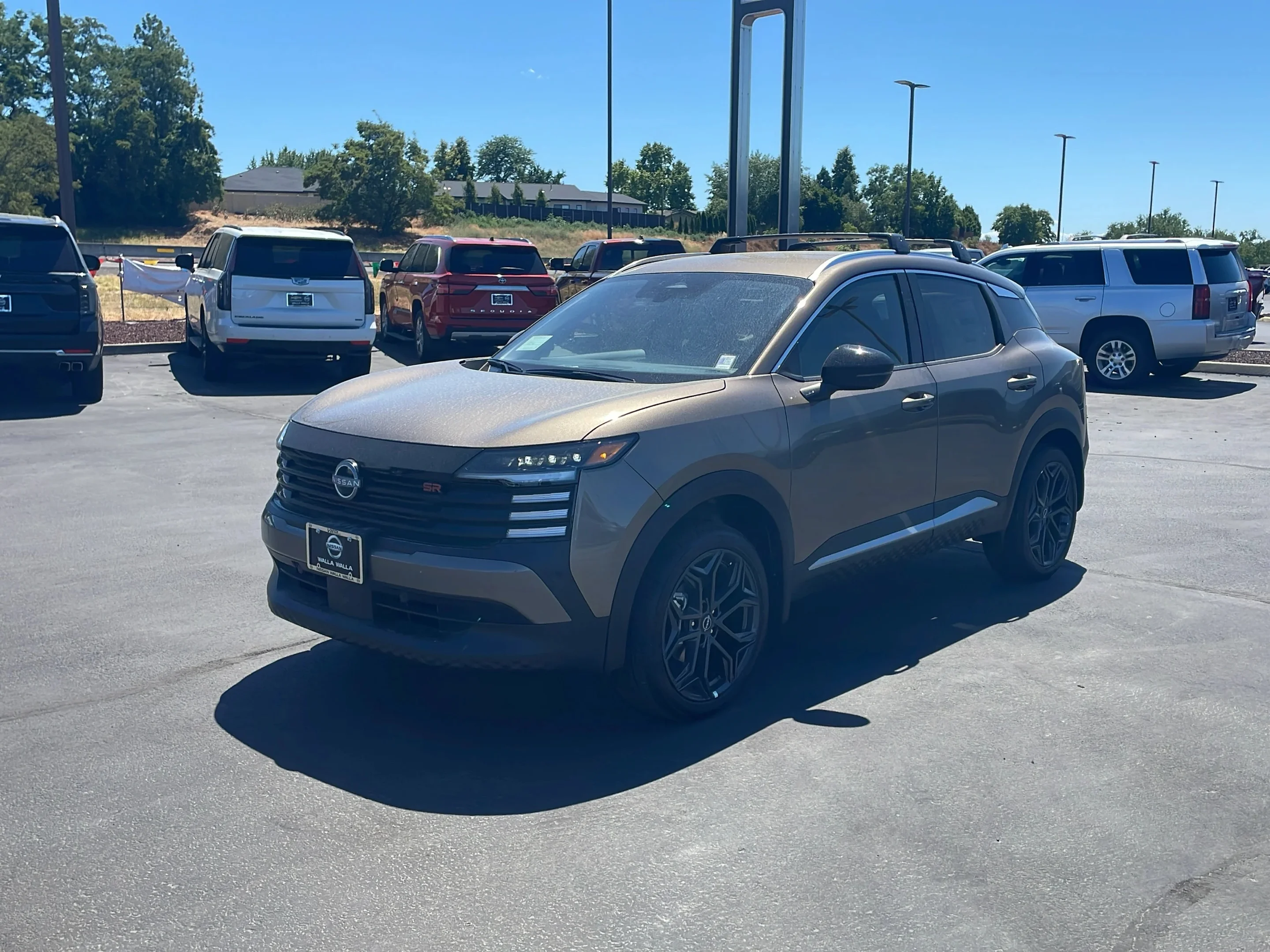 New 2026 Canyon Bronze Metallic Nissan SR image 3