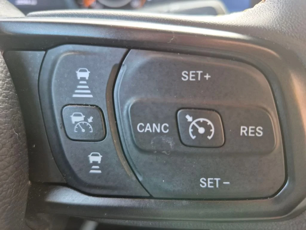Used 2024 Gray Jeep Sport S image 16
