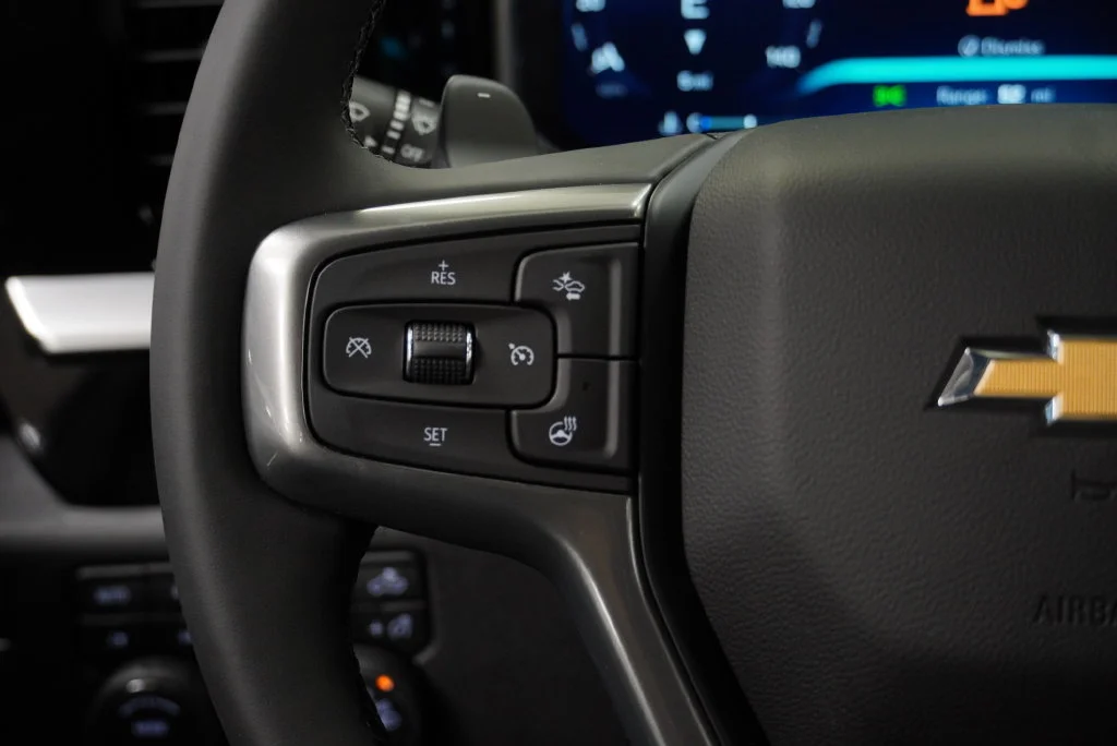 New 2026 Sterling Gray Metallic Chevrolet LT image 27