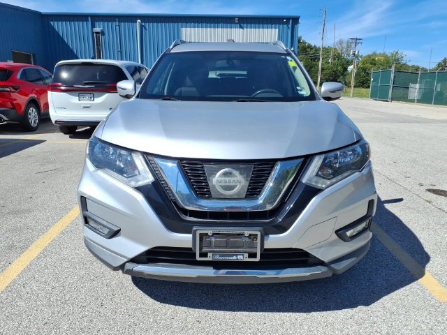Used 2017 Silver Nissan SV image 1