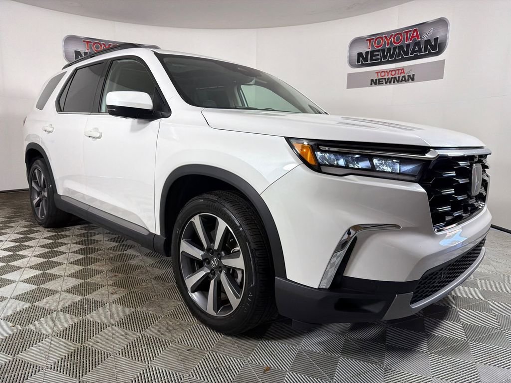 2023 Honda Pilot Elite AWD's photo