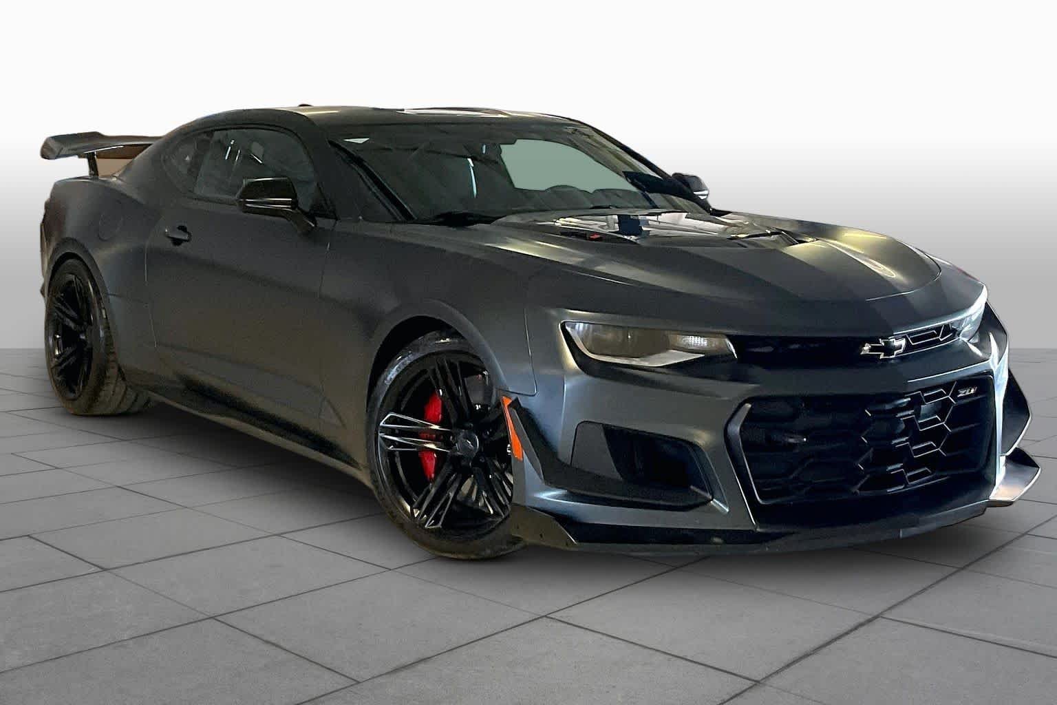 Used 2019 Shadow Gray Metallic Chevrolet ZL1 image 2
