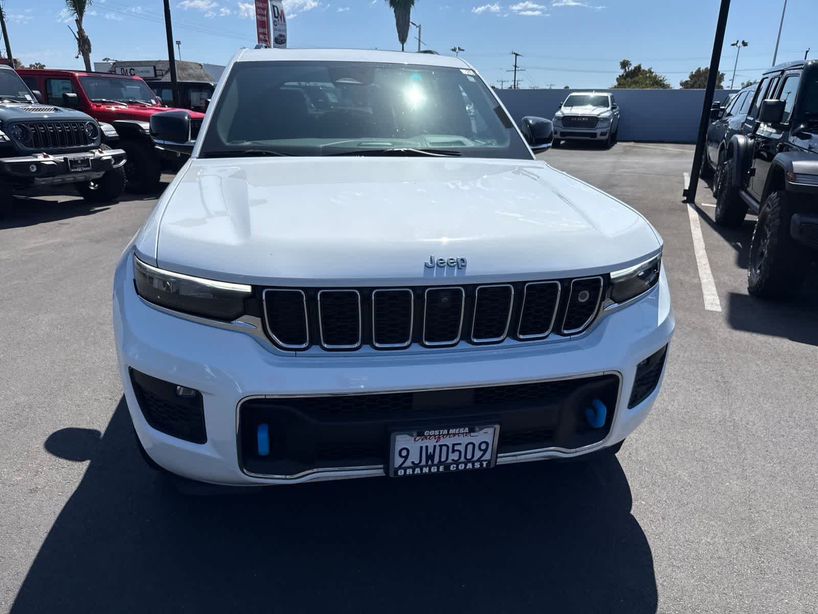 Used 2023 Bright White Clearcoat Jeep Overland image 7
