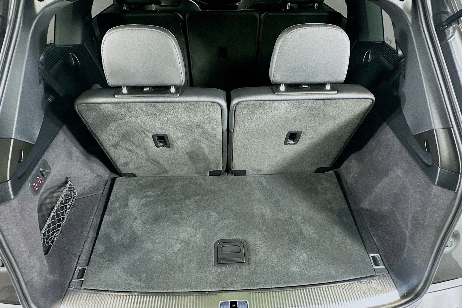 Used 2025 Samurai Gray Metallic Audi Premium image 22