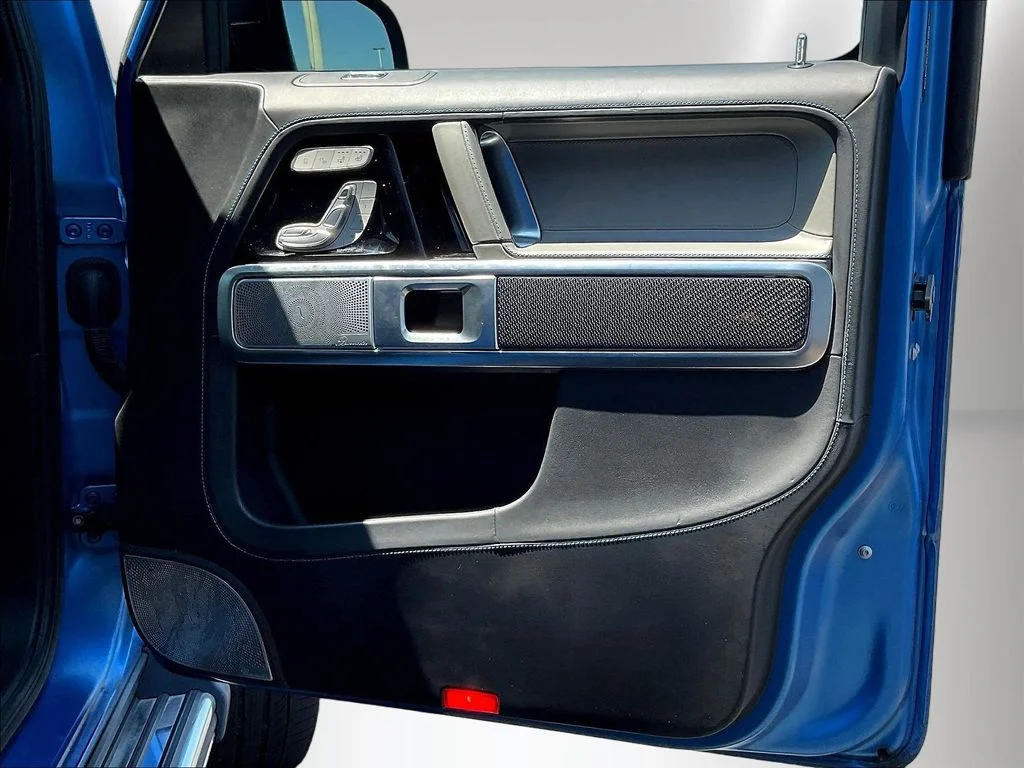 Used 2025  Mercedes-Benz G 580 image 27