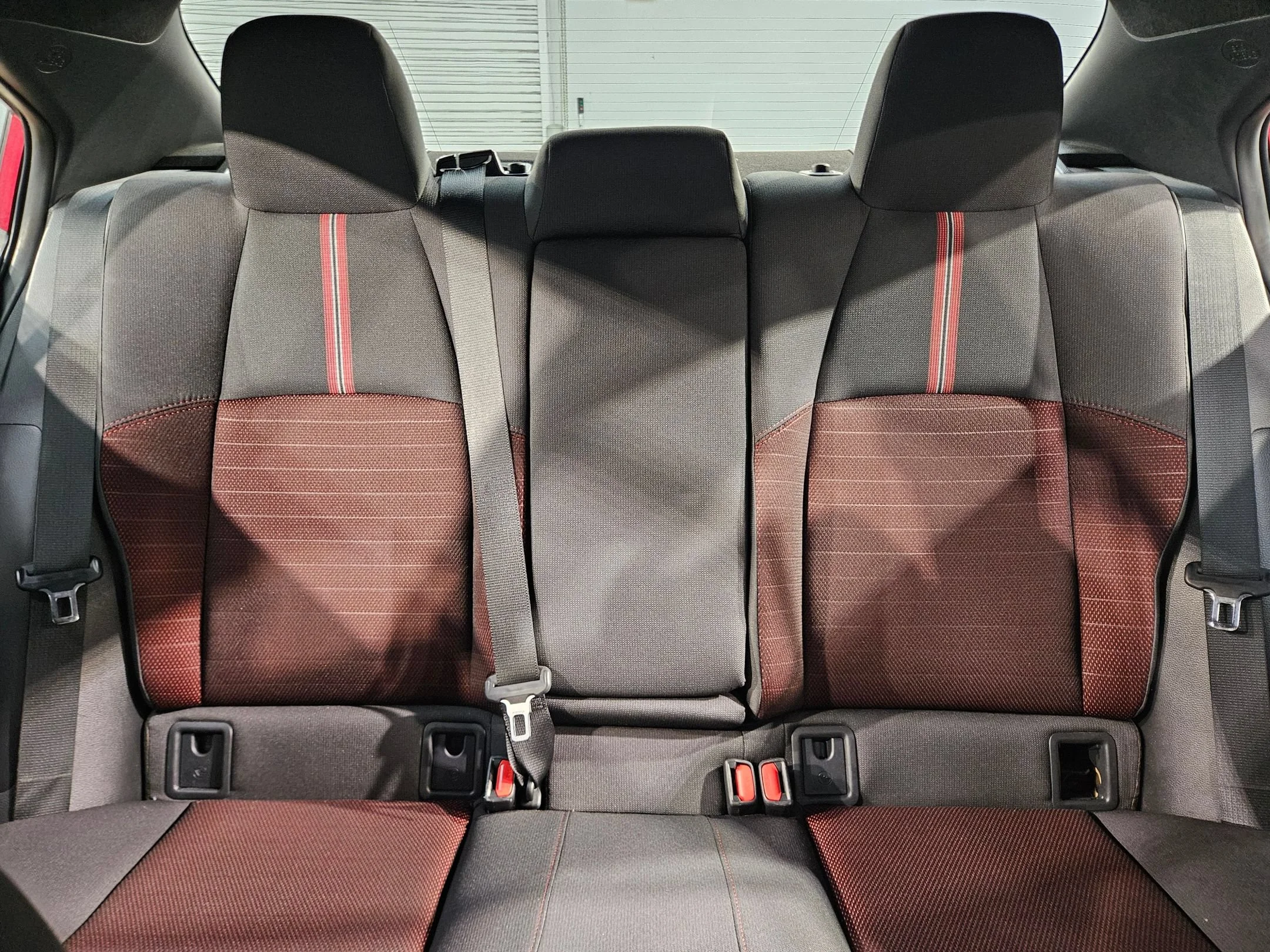 Used 2025 Ruby Flare Pearl Toyota SE image 13