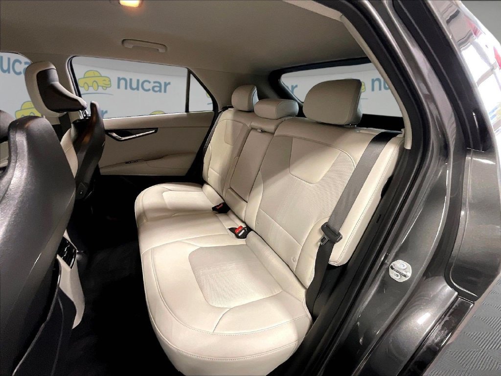 Used 2023 Gray Kia Wind image 15