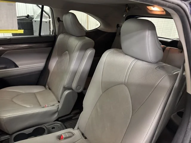 Used 2021 Gray Toyota Platinum image 32