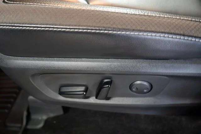 Used 2024 White Nissan SL image 22