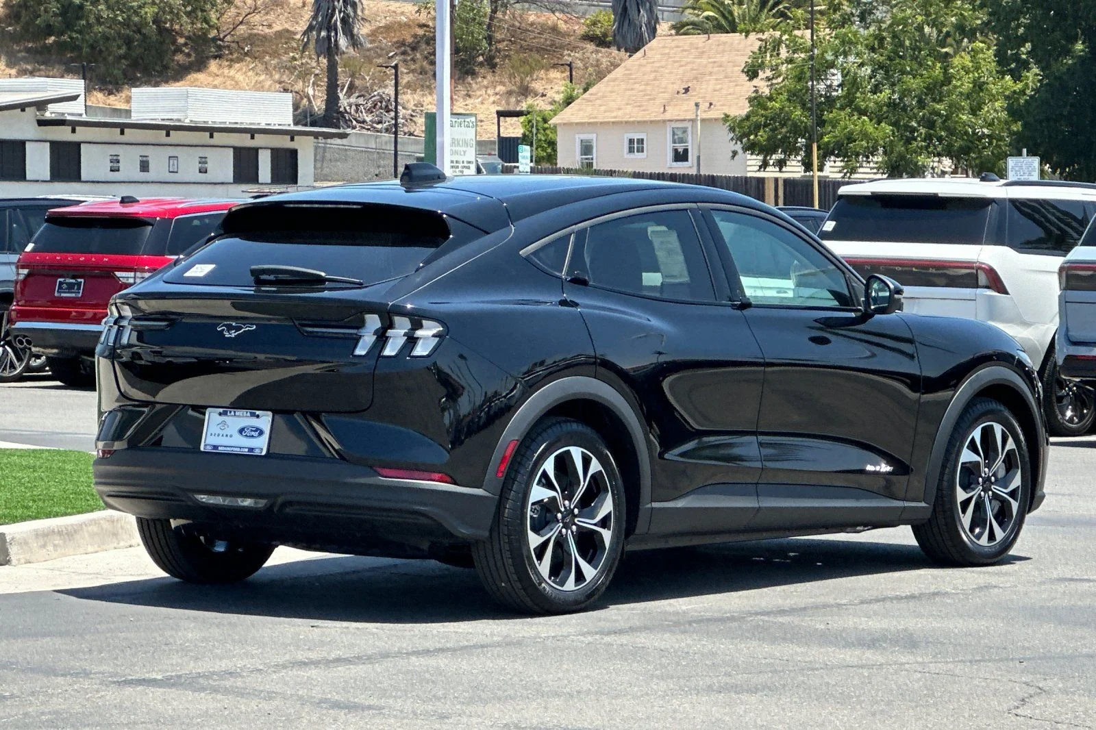 New 2026 Black Ford Select image 3