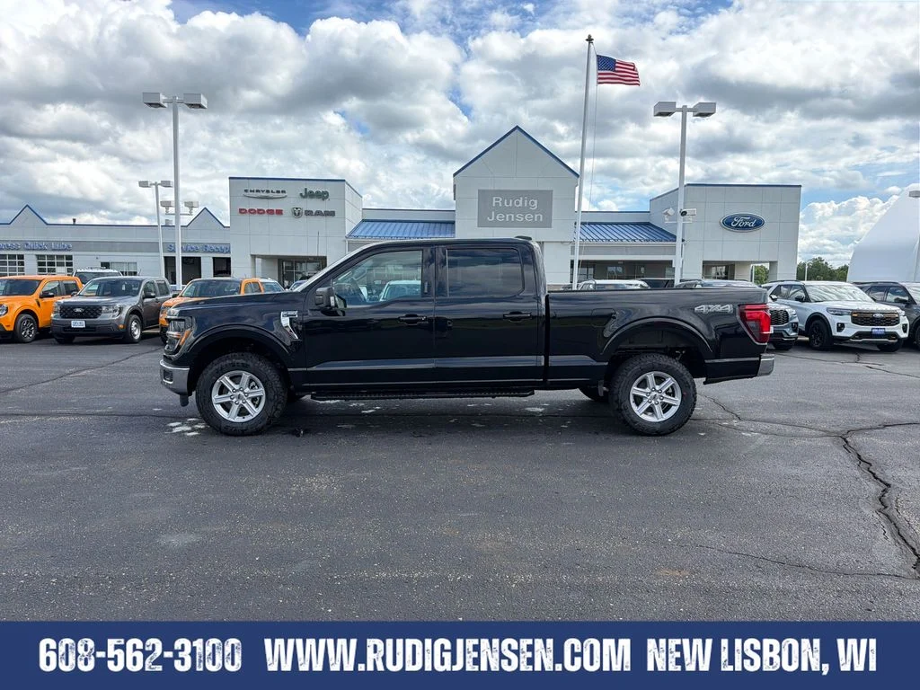 New 2026 Agate Black Metallic Ford XLT image 3