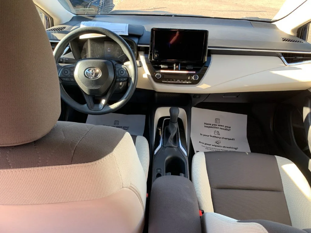 Used 2025  Toyota LE image 16