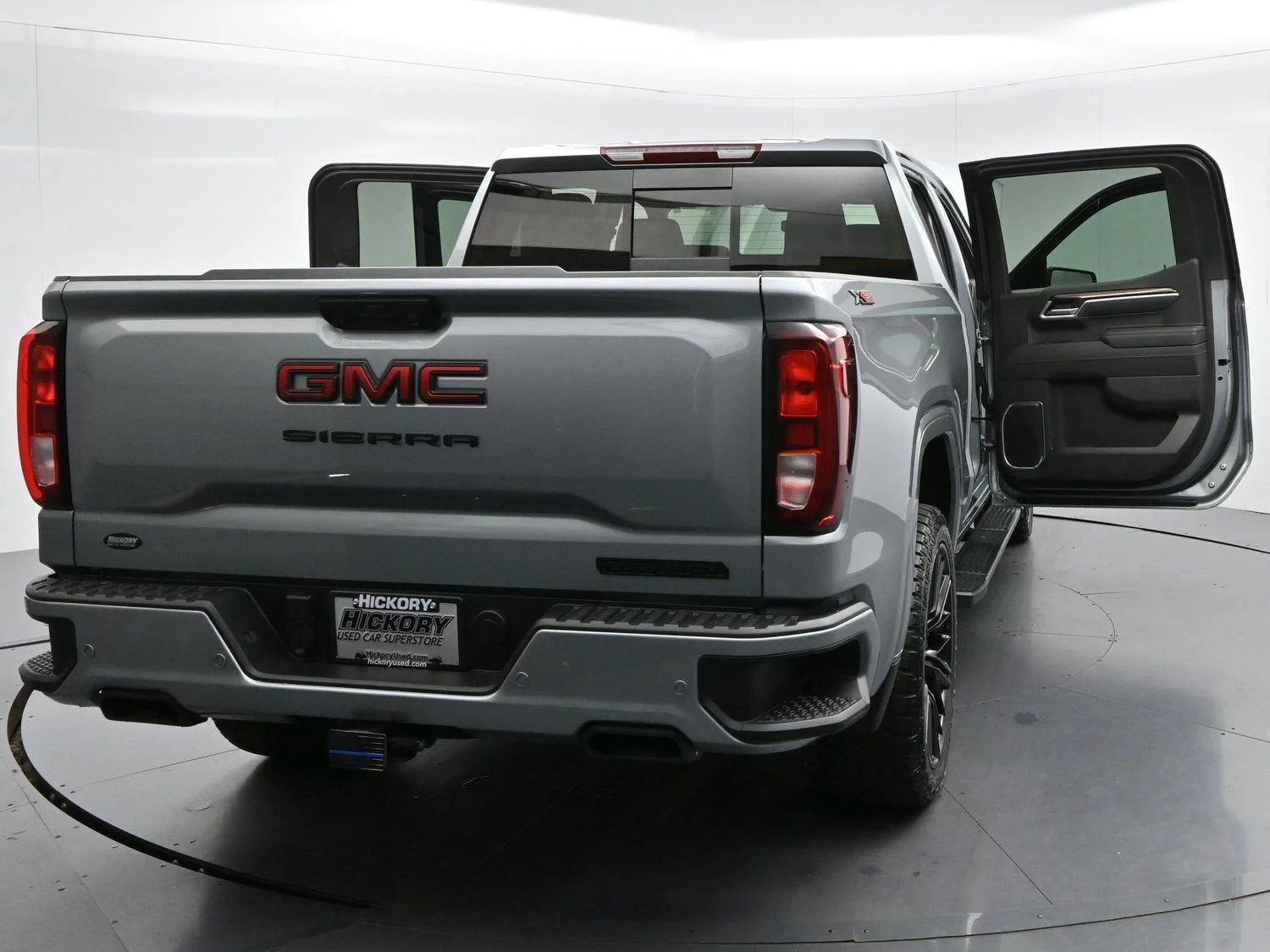 Used 2026 Sterling Metallic GMC Elevation image 41
